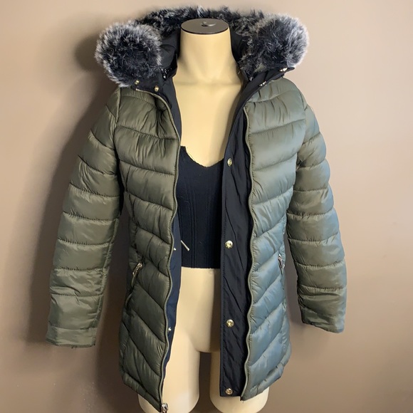 BNWT Kids Reversible Winter Coat - Picture 7 of 12